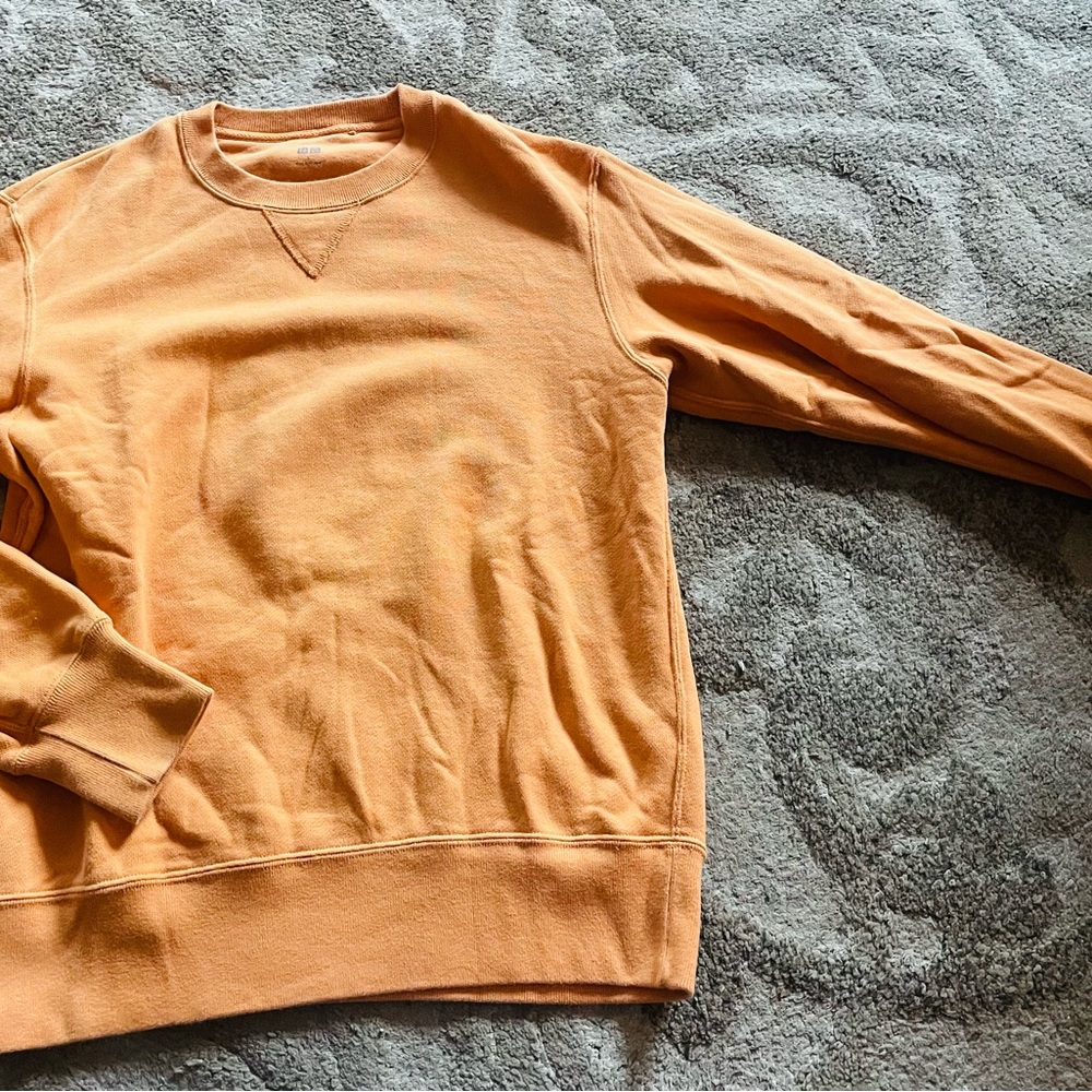 UniQlo Sweatshirt